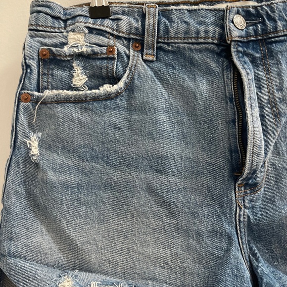 Abercrombie & Fitch The Mom Short - High Rise - Picture 3 of 7